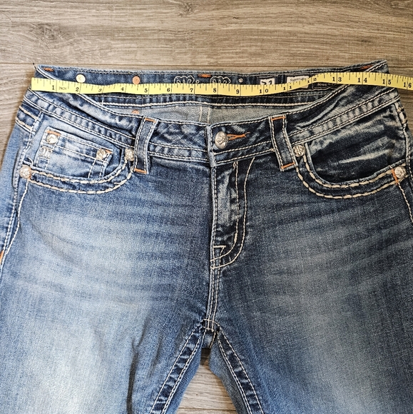 Miss Me Signature Boot Cut Embellished Women's Denim Jeans Size 31 - Picture 2 of 10